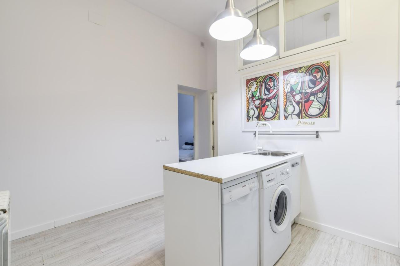 Amplio Apartamento En Malasana Para 6 Personas Leilighet Madrid Eksteriør bilde
