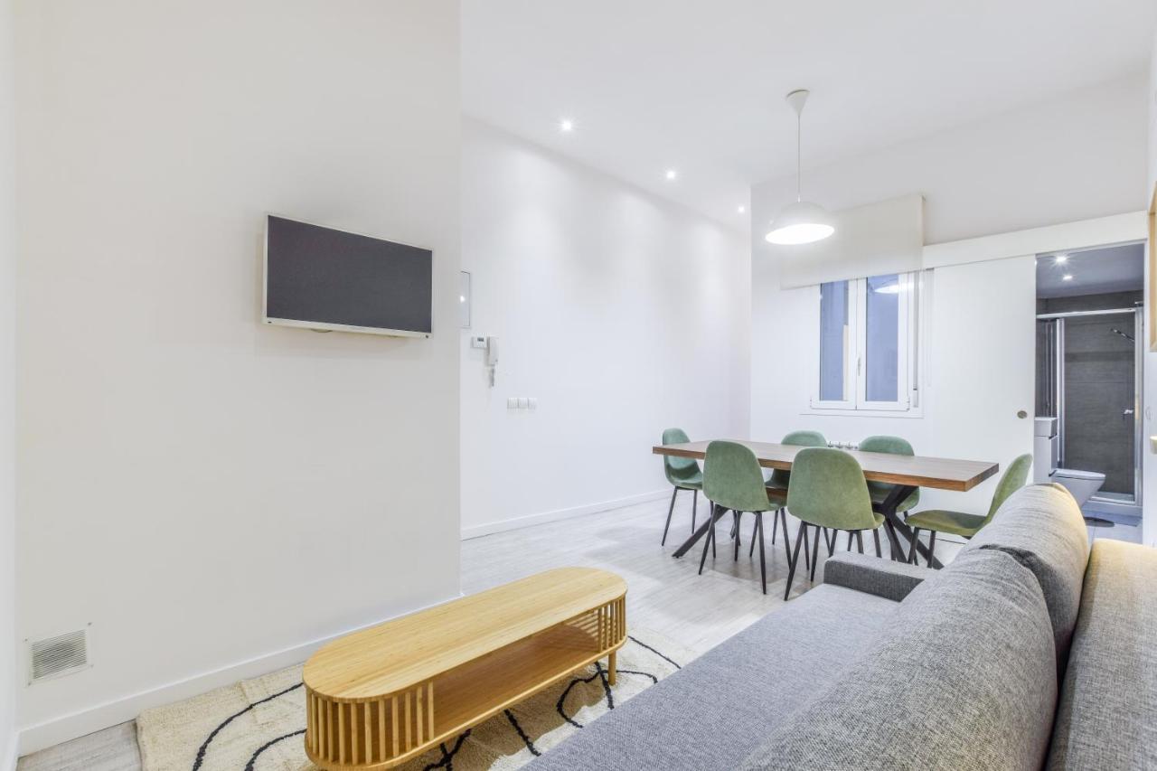 Amplio Apartamento En Malasana Para 6 Personas Leilighet Madrid Eksteriør bilde