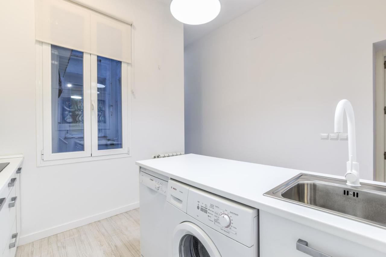Amplio Apartamento En Malasana Para 6 Personas Leilighet Madrid Eksteriør bilde